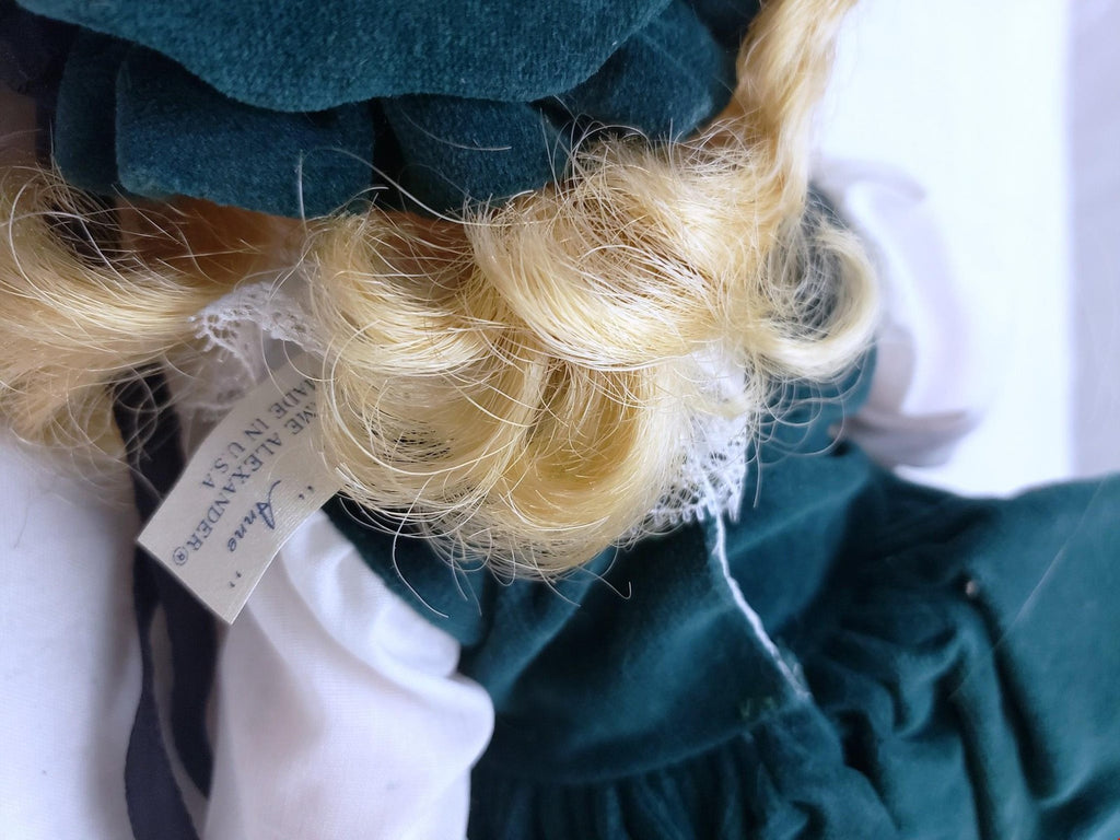 Original Madame Alexander Bellows Anne Doll #1568 with Japanese Parasol 14 inch