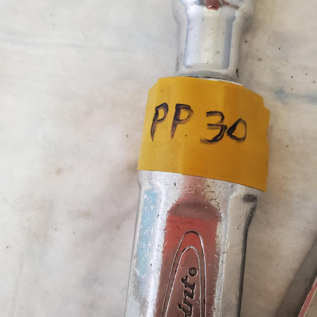 Blue Point AT200D 1/4" Heavy Duty Pneumatic Air Ratchet Wrench Air Tool PP30