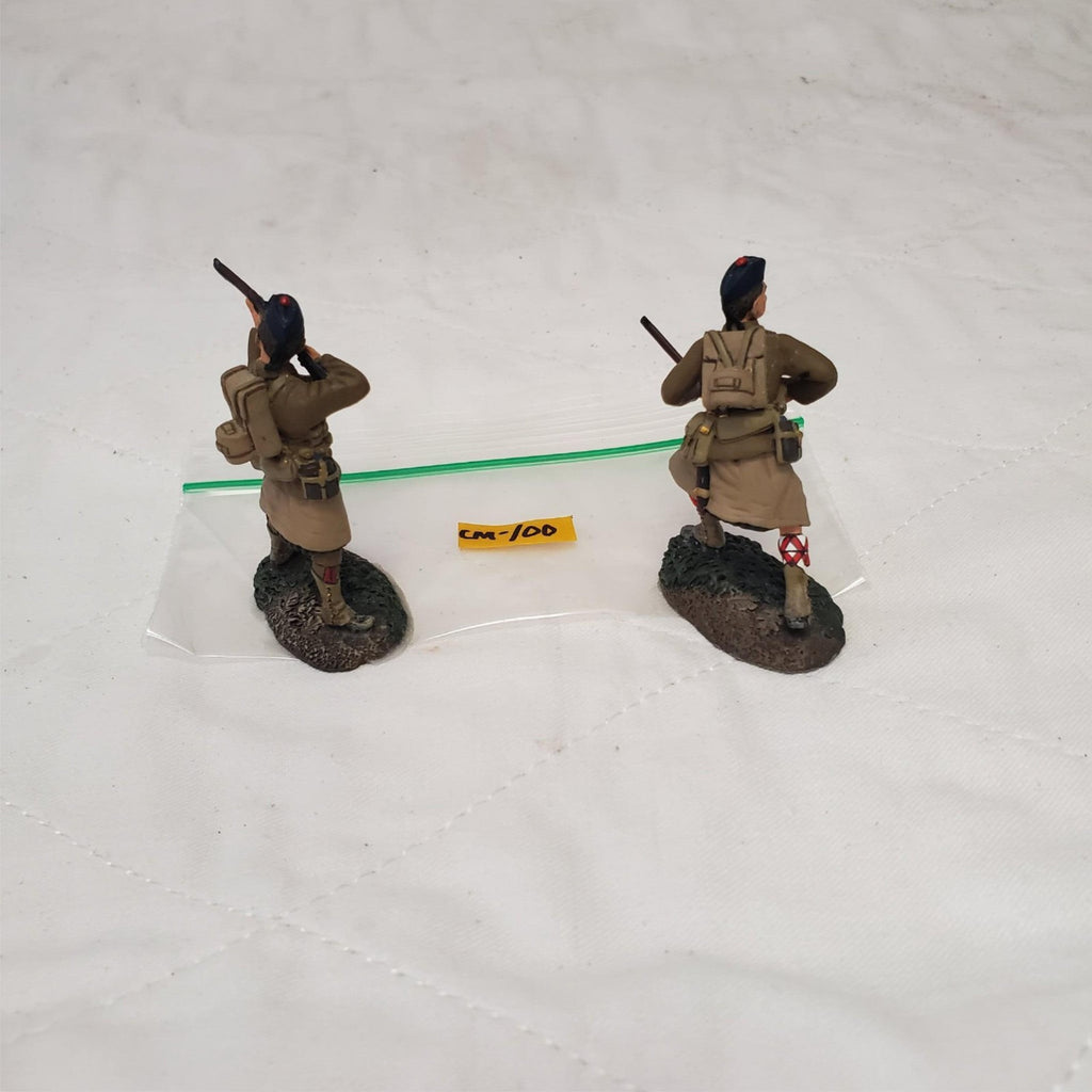 Lot of 2 Hand Painted Metal Toy Soldier Shooting and Runner CM-100