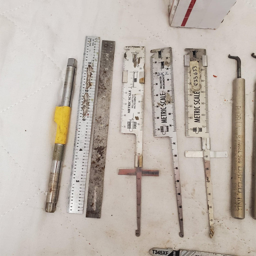 Assorted Precision Measuring Tools Scribes and Bosch Jigsaw Blades LOT-507