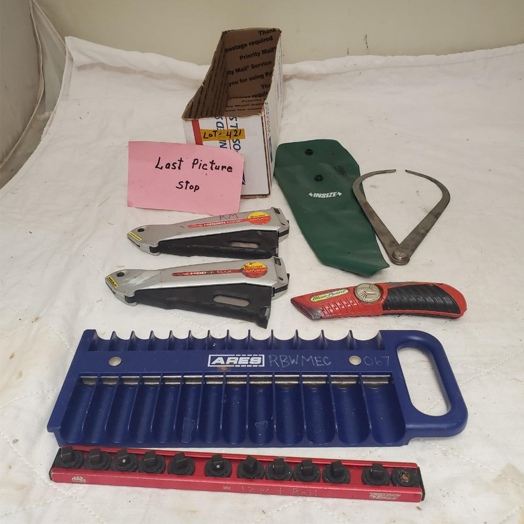 ARES Socket Organizer Tray Magnetic Socket Holder with Utility Knives LOT-421