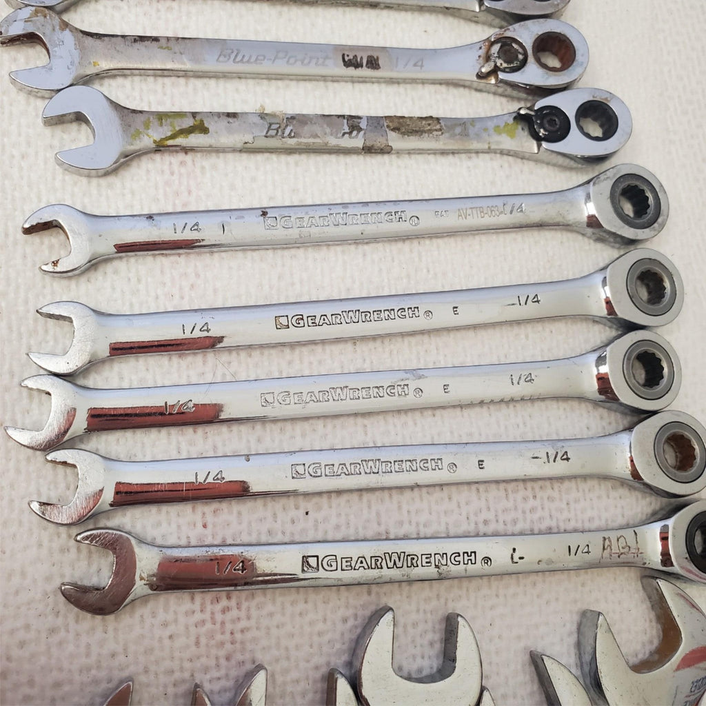 Lot of 28  Gear Wrench & Blue Point Combination Wrench Set LOT-388