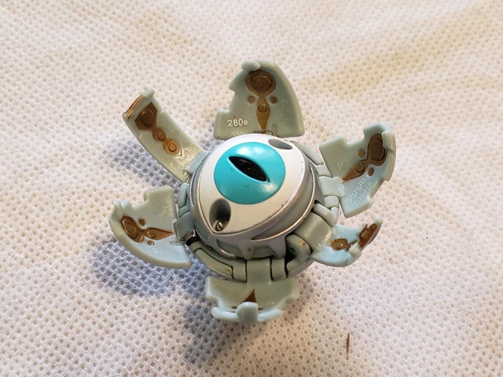 Bakugan Tentaclear Multiple Colors & G-Power You Pick  Buy 3 get 1 Free