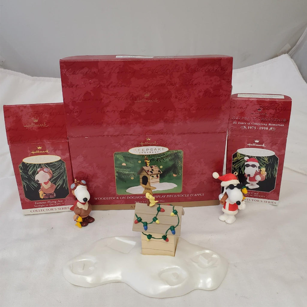 Lot of Hallmark Keepsake Spotlight on Snoopy & Woodstock On Doghouse Ornaments