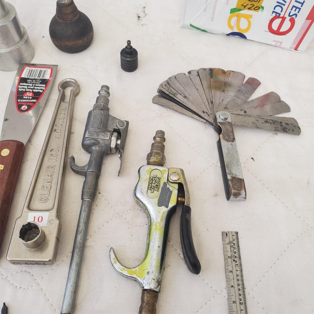 Lot of Assortment of Various Hand Tools LOT 354