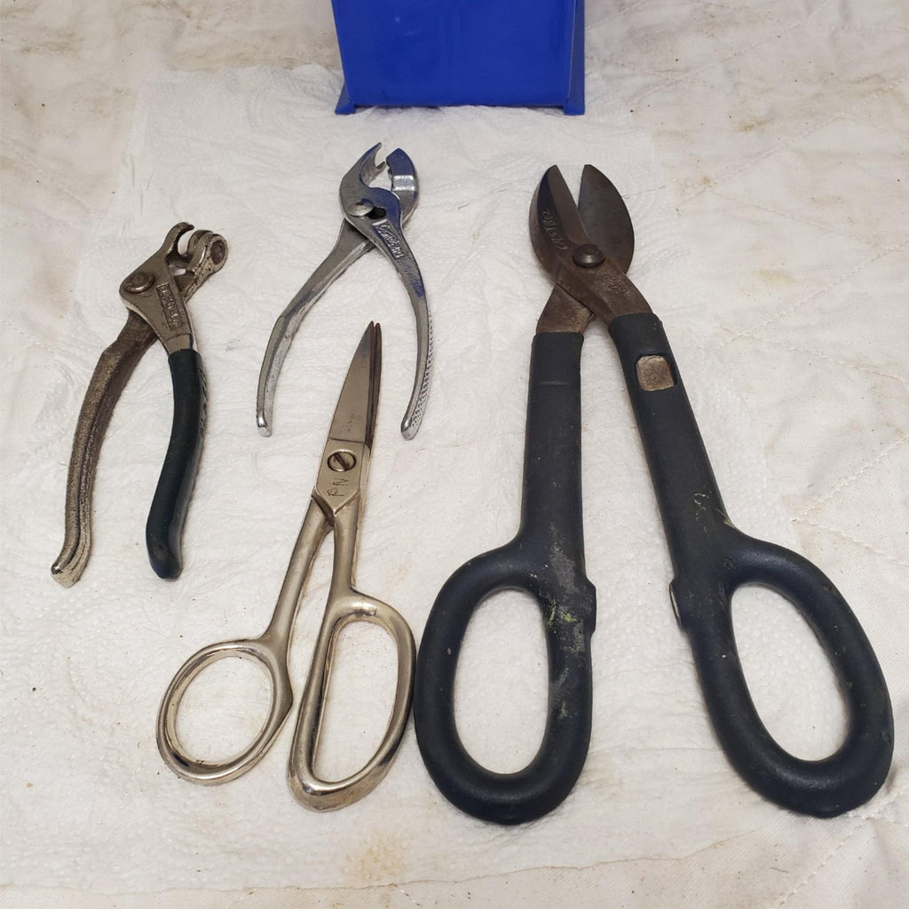 Lot of 4 Assorted Tinner Snips Scissors & Pliers LOT-315