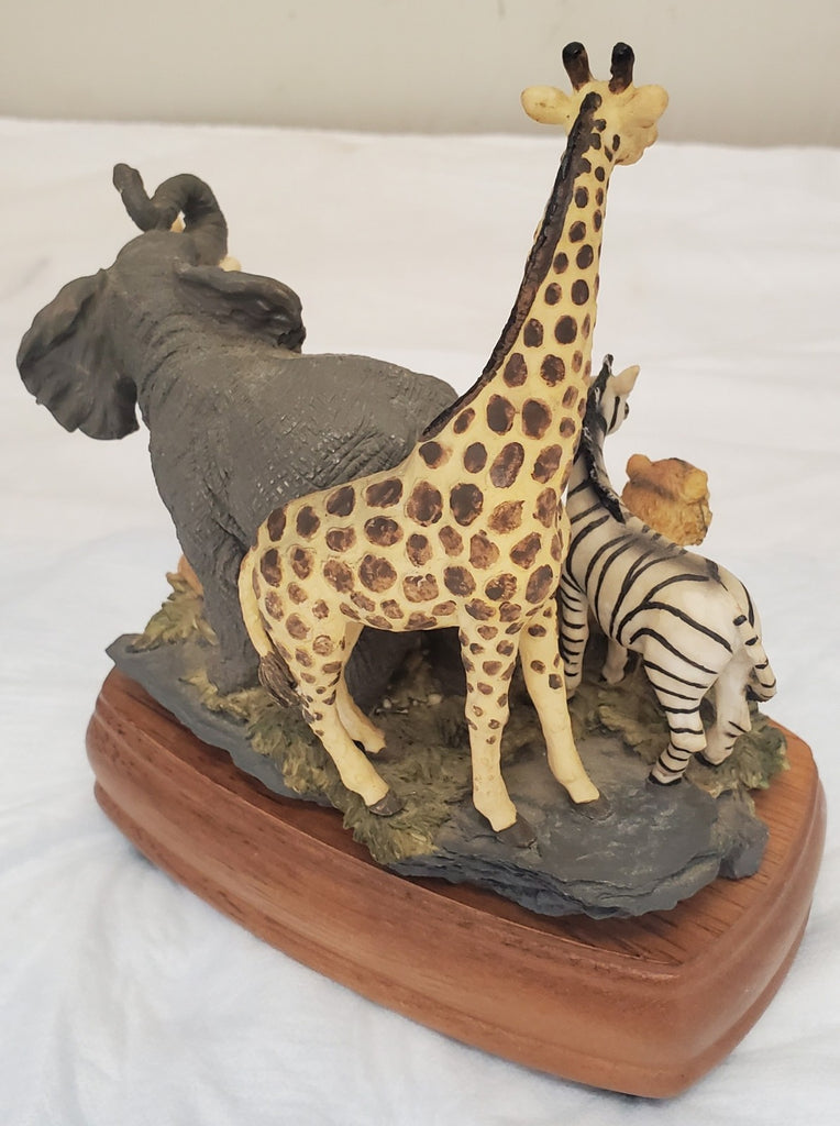 Westland Limited Edition Natures Images Zoo Animals Music Box Born Free