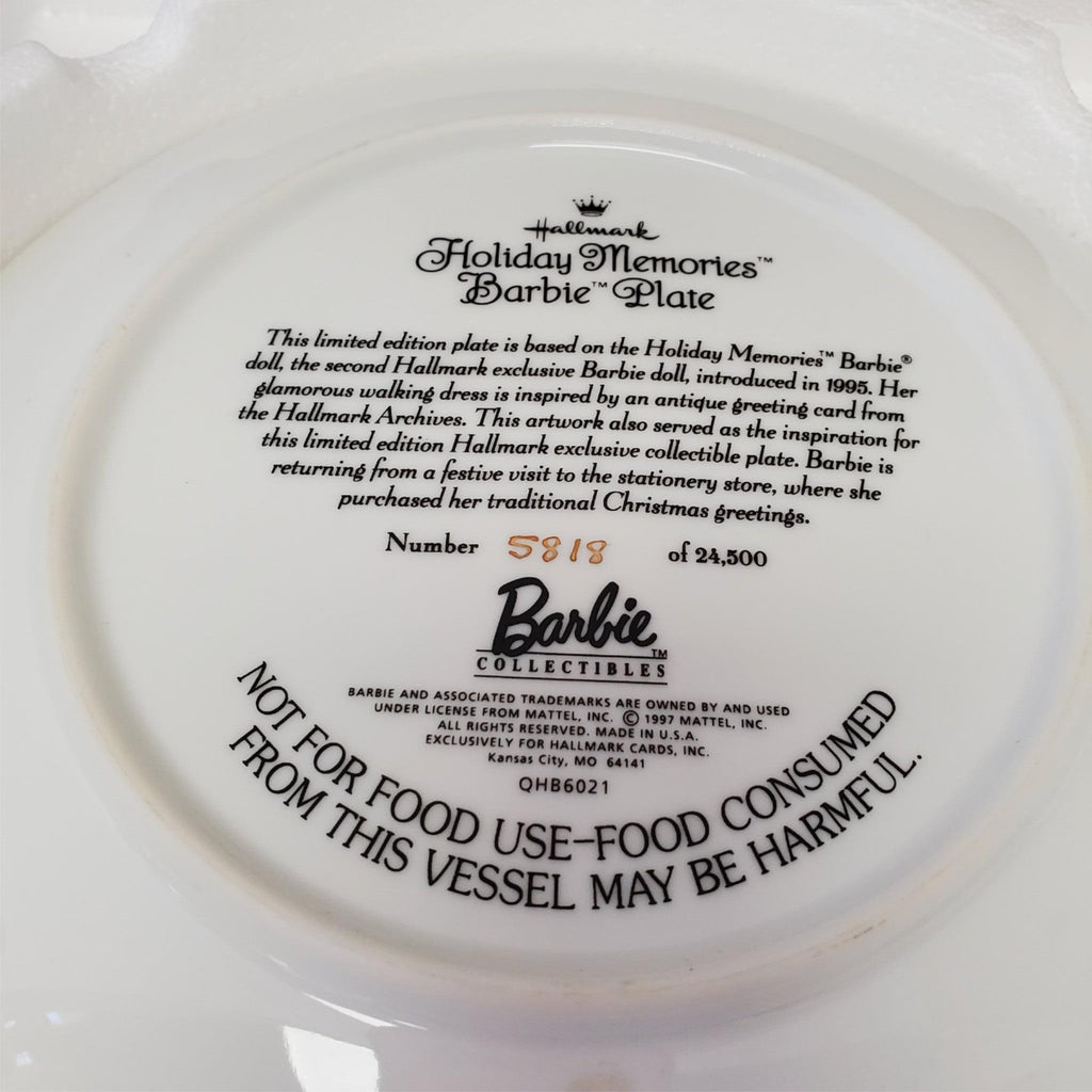 Barbie 1997 - Holiday Memories Barbie Plate - Victorian Christmas Collection