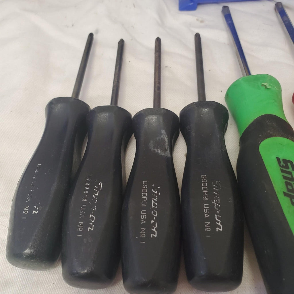 Lot of 7 Assorted Snap-On Hard Grip Screwdriver Set Red/green/Blk Lot-49