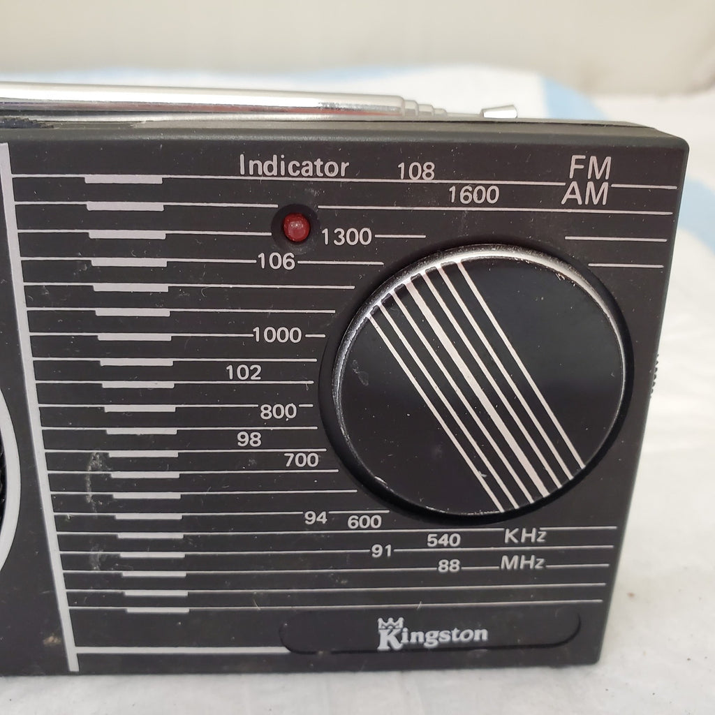 Kingston Portable AM/FM Radio w Earphone Jack