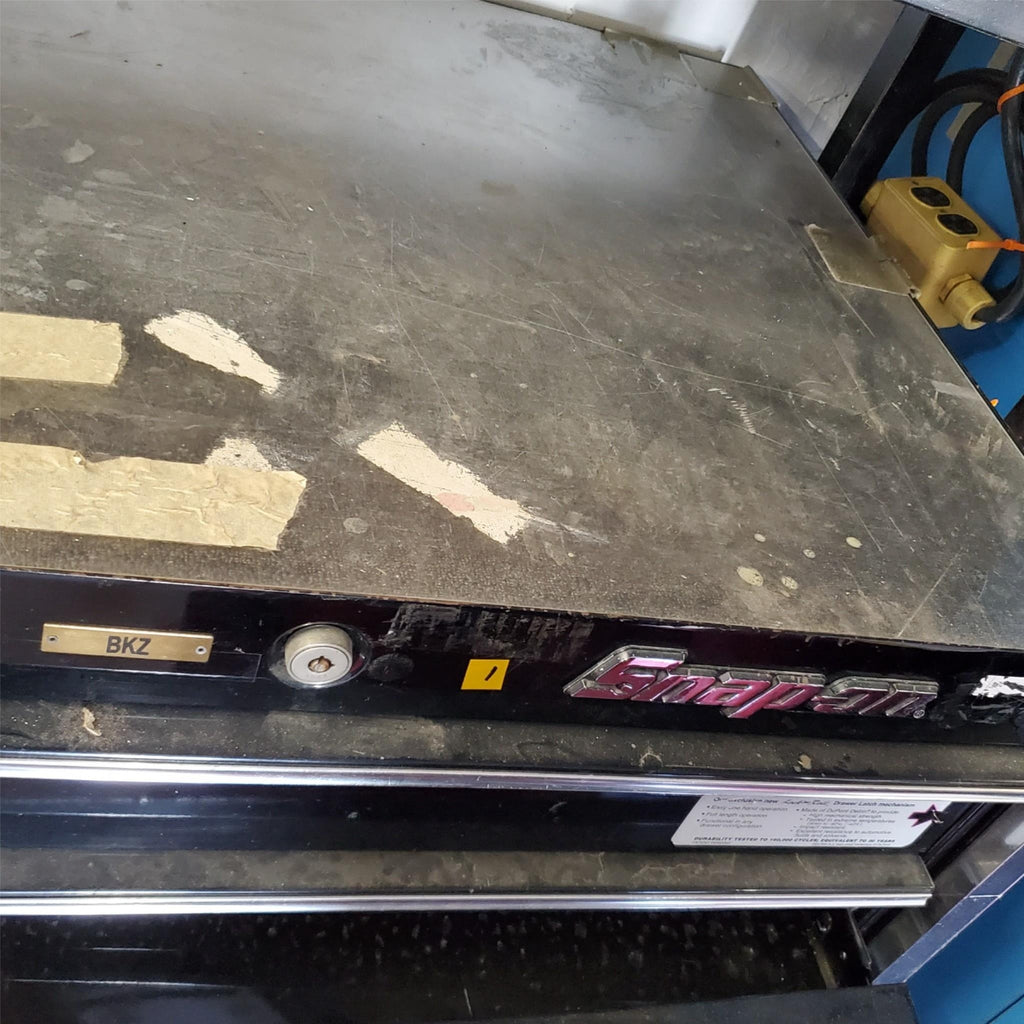 SNAP ON Tool Box Triple Bank w/14Lock n Roll Drawers (1) Local Pickup Only
