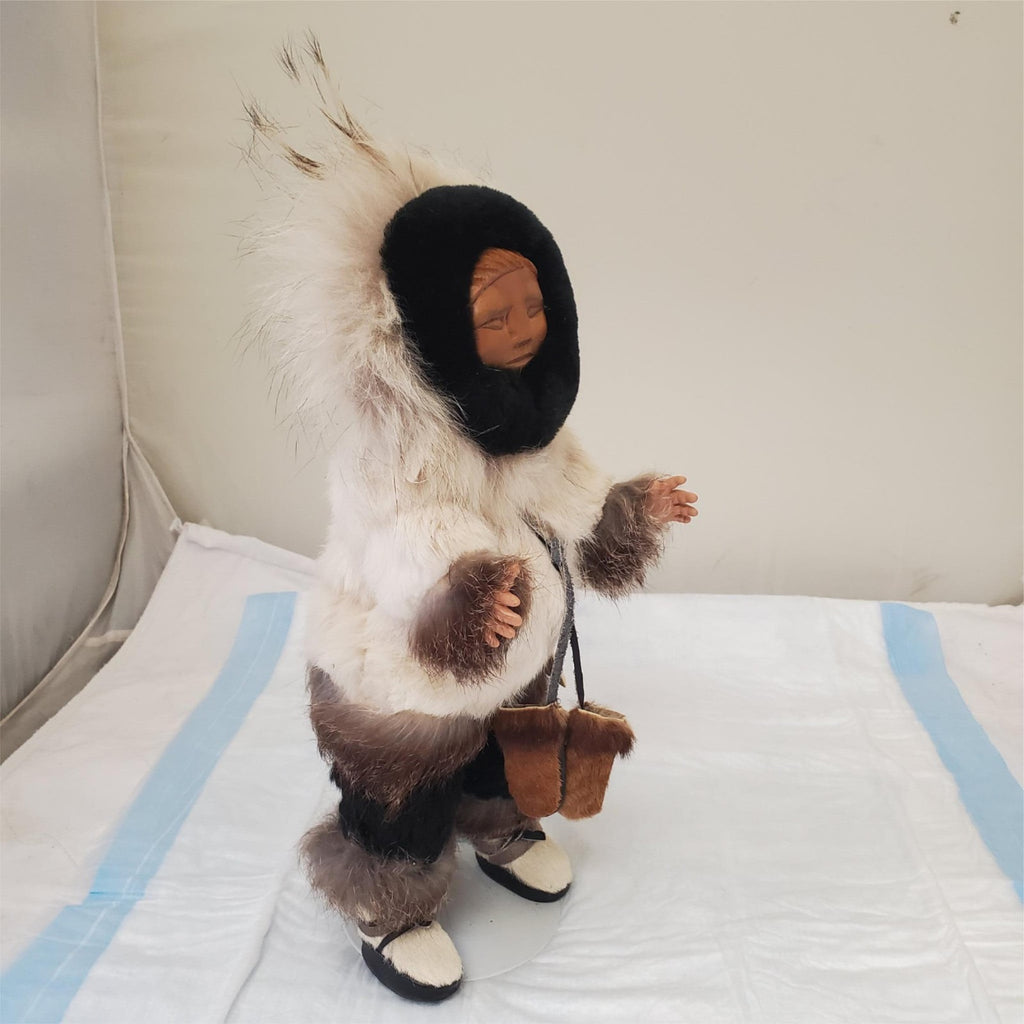 Alaskan Inuit Eskimo Native Figure Doll Memeluk Hand Crafted