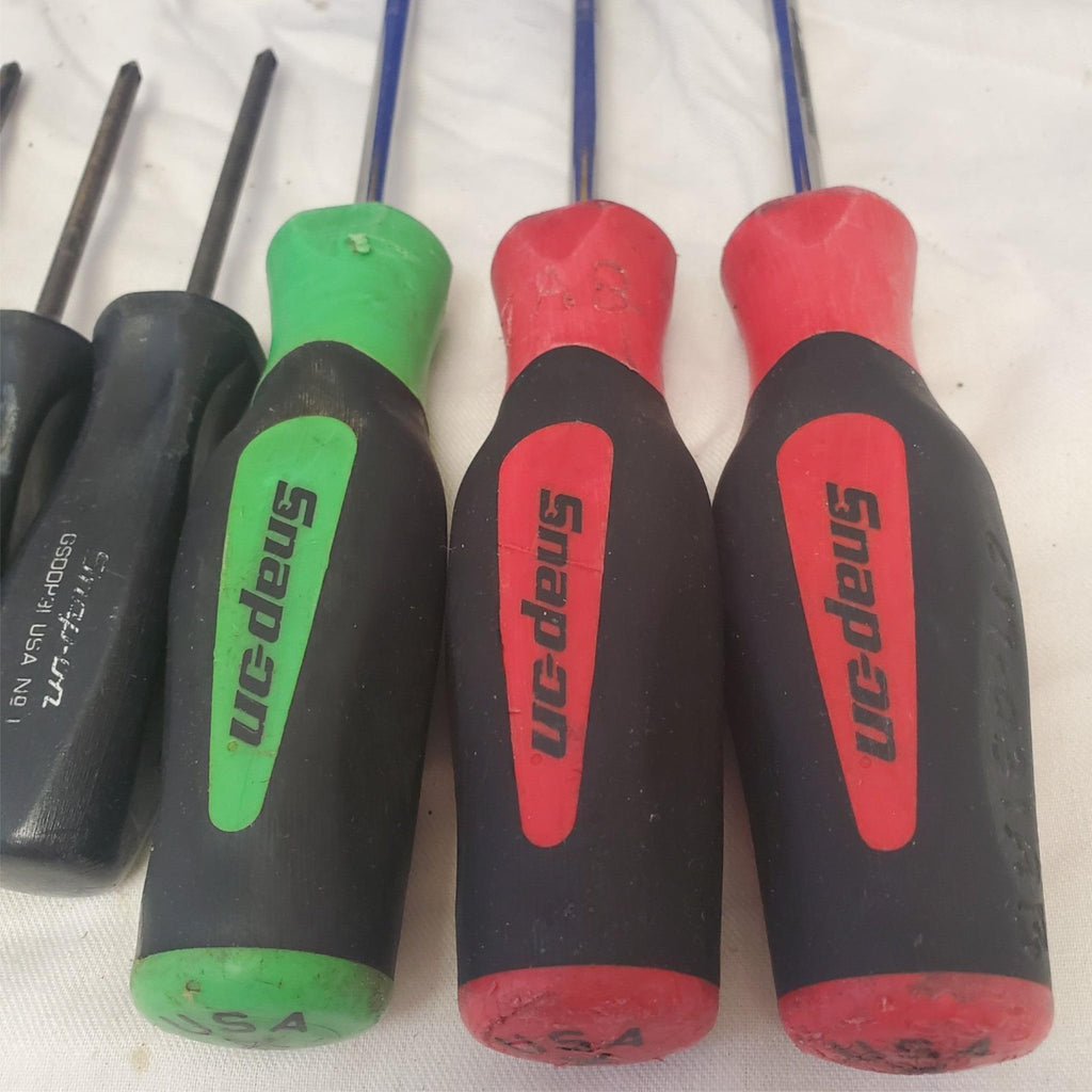 Lot of 7 Assorted Snap-On Hard Grip Screwdriver Set Red/green/Blk Lot-49