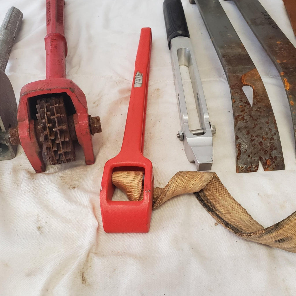 Lot of Crow Bar, Swivel Straight Knife, Grinding Wheel & Other Tools LOT 466