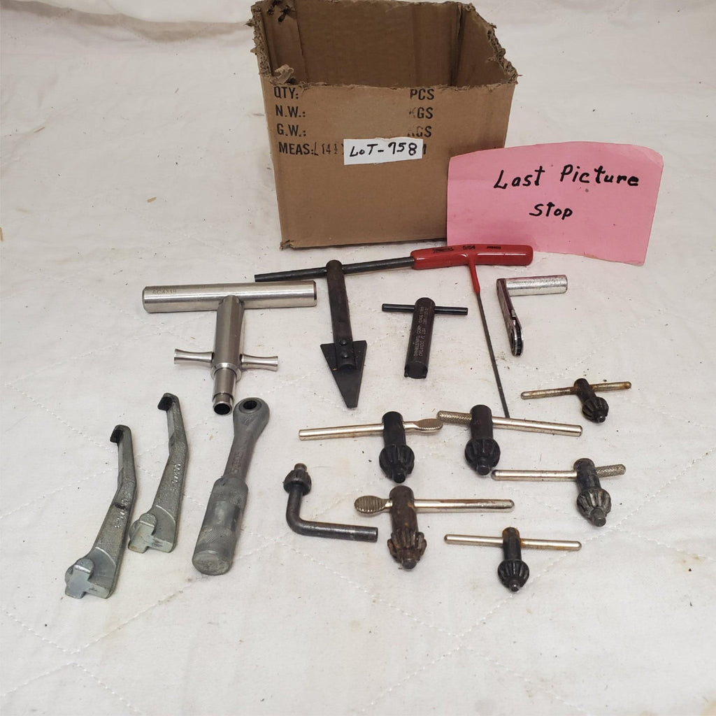 Lot of 15 Assorted Tap Wrenches and Drill Chuck Keys LOT-758