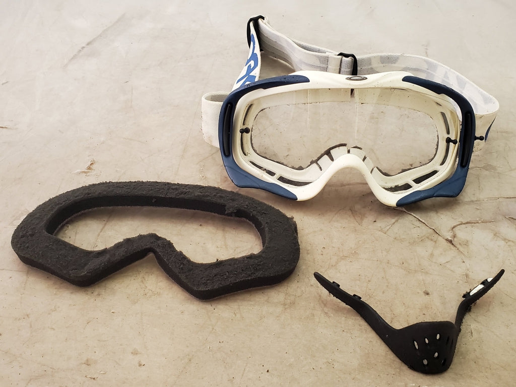 Oakley O Frame 2.0 Pro MX Motocross Goggle Clear Lens Off Road Needs Foam