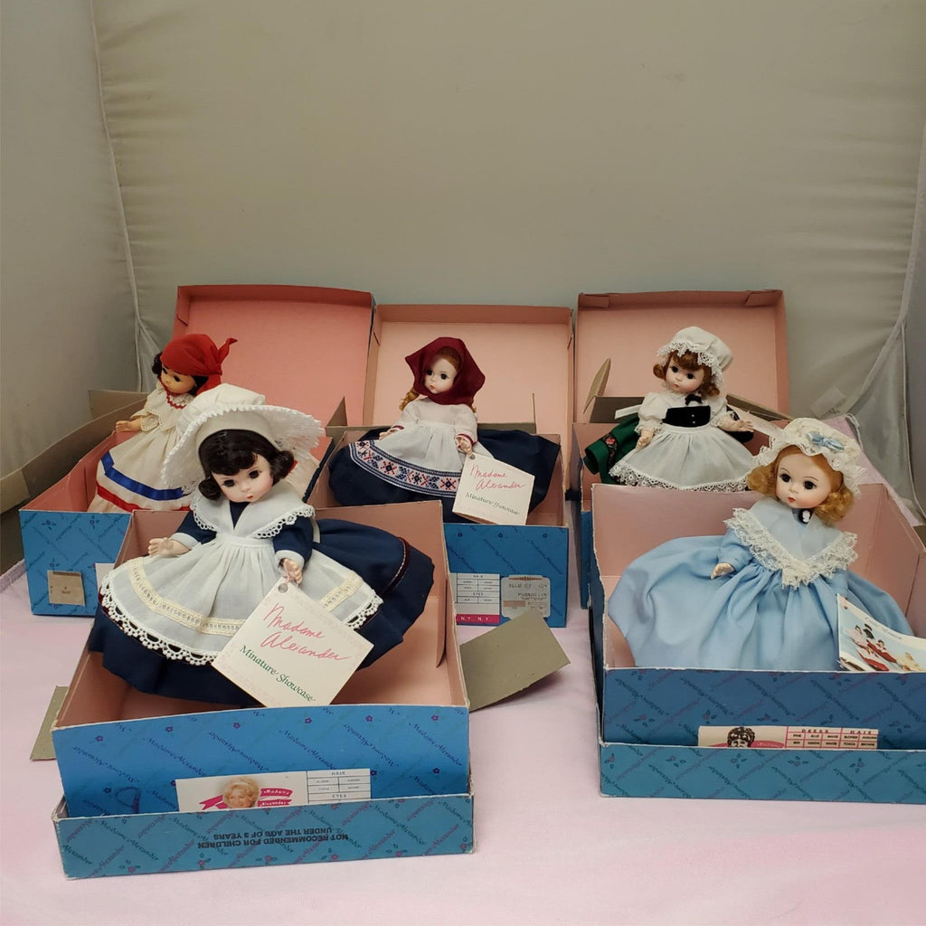 Set Of 5 Vintage Madame Alexander Miniature Showcase Dolls