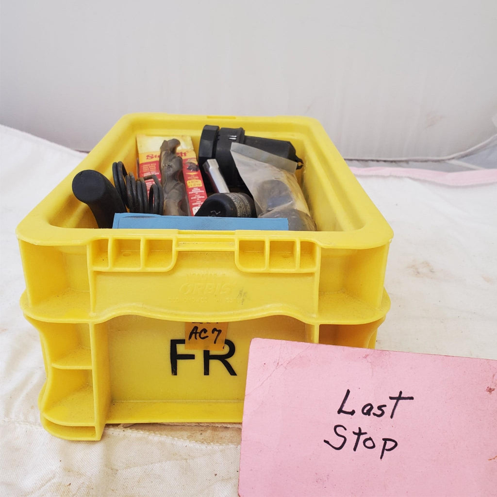Lot of Assorted Air Drill / Fluid Handles & other Tools LOT AC7