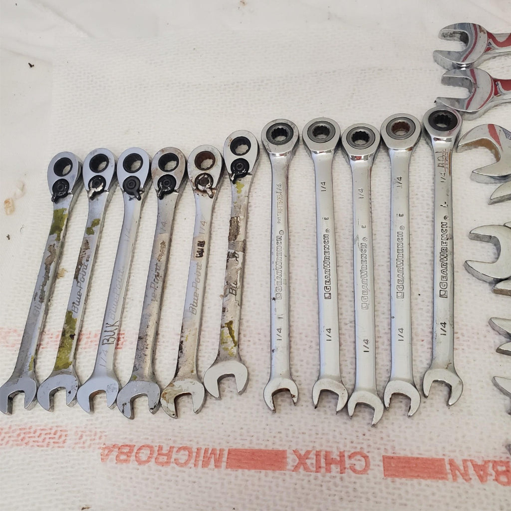 Lot of 28  Gear Wrench & Blue Point Combination Wrench Set LOT-388