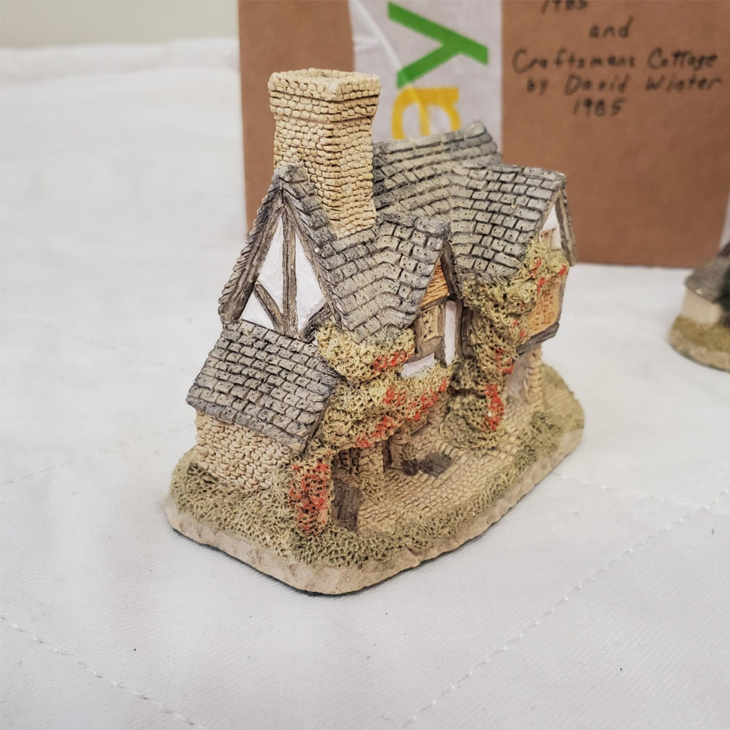 David Winter's Cottage Hogs Head Beer House 1985 & Craftsmens Cottages 1985