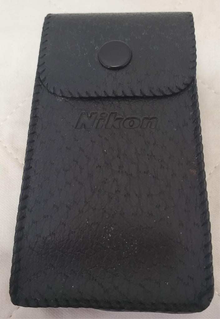 Nikon SB-E Speedlight Shoe Mount Flash with Nikon SS-10 Case
