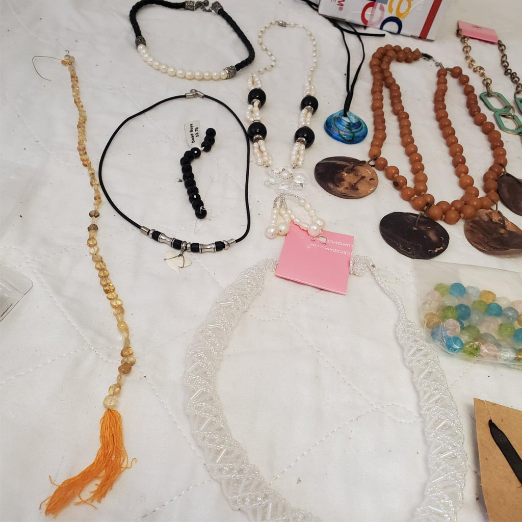 Lot of Assorted Various Silver, Pearl, Beads Necklaces  LOT-10