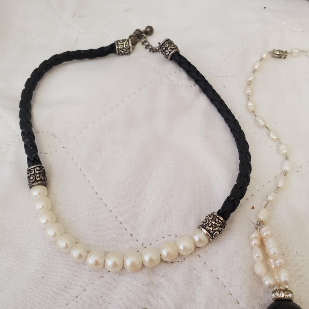 Lot of Assorted Various Silver, Pearl, Beads Necklaces  LOT-10