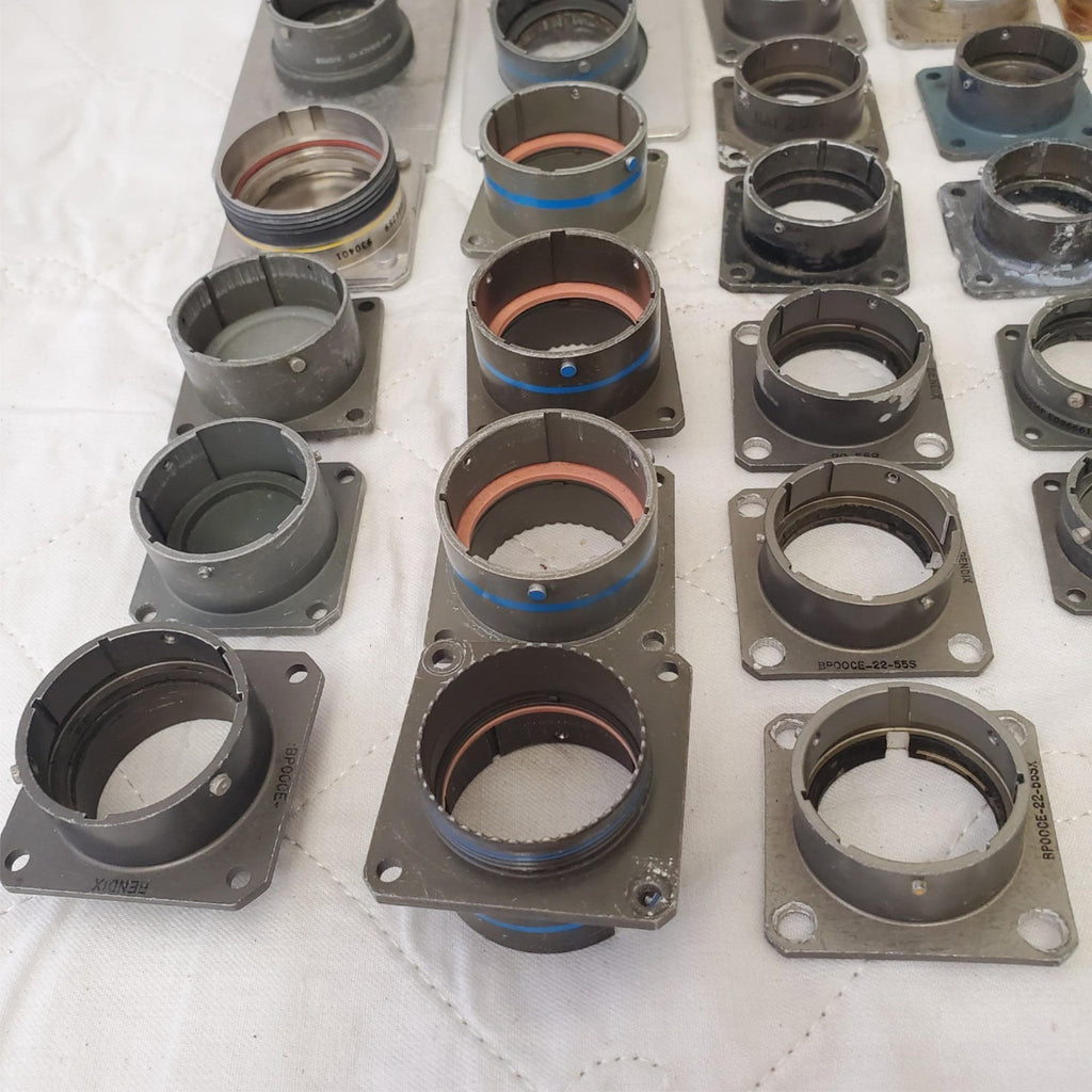 Lot of Cylinder Pipe Muffler Connector LOT 633