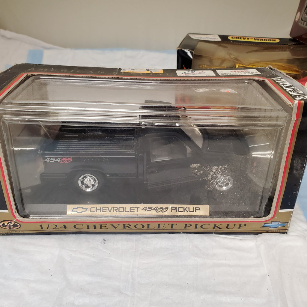 Testors Builder Silver Series, Chevrolet 454 SS, West Coast Choppers and Lot Car