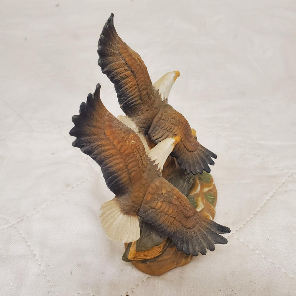 LaVie Collection Pair of Eagles In Flight Porcelain Figurine
