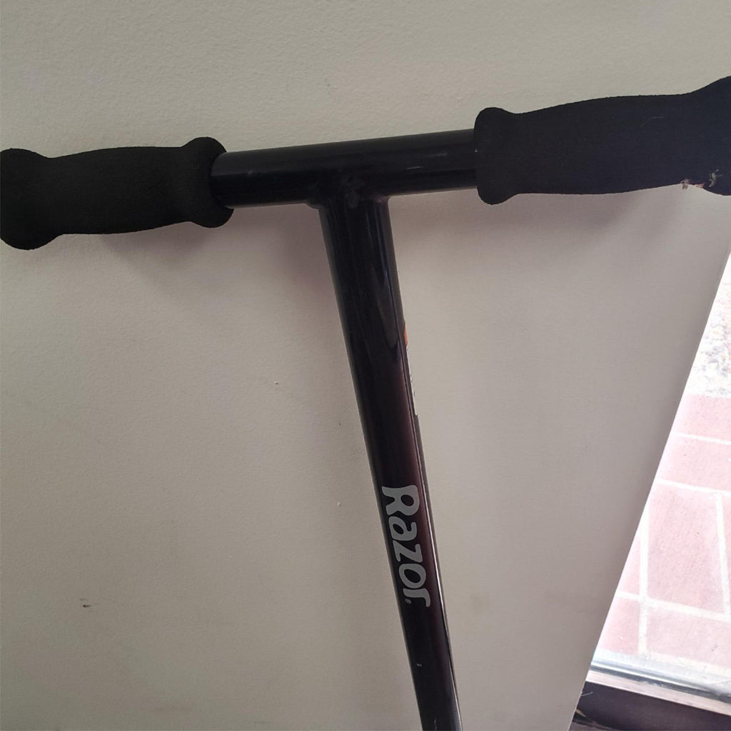 Razor Tekno Light Up Electric Scooter 2020 Model