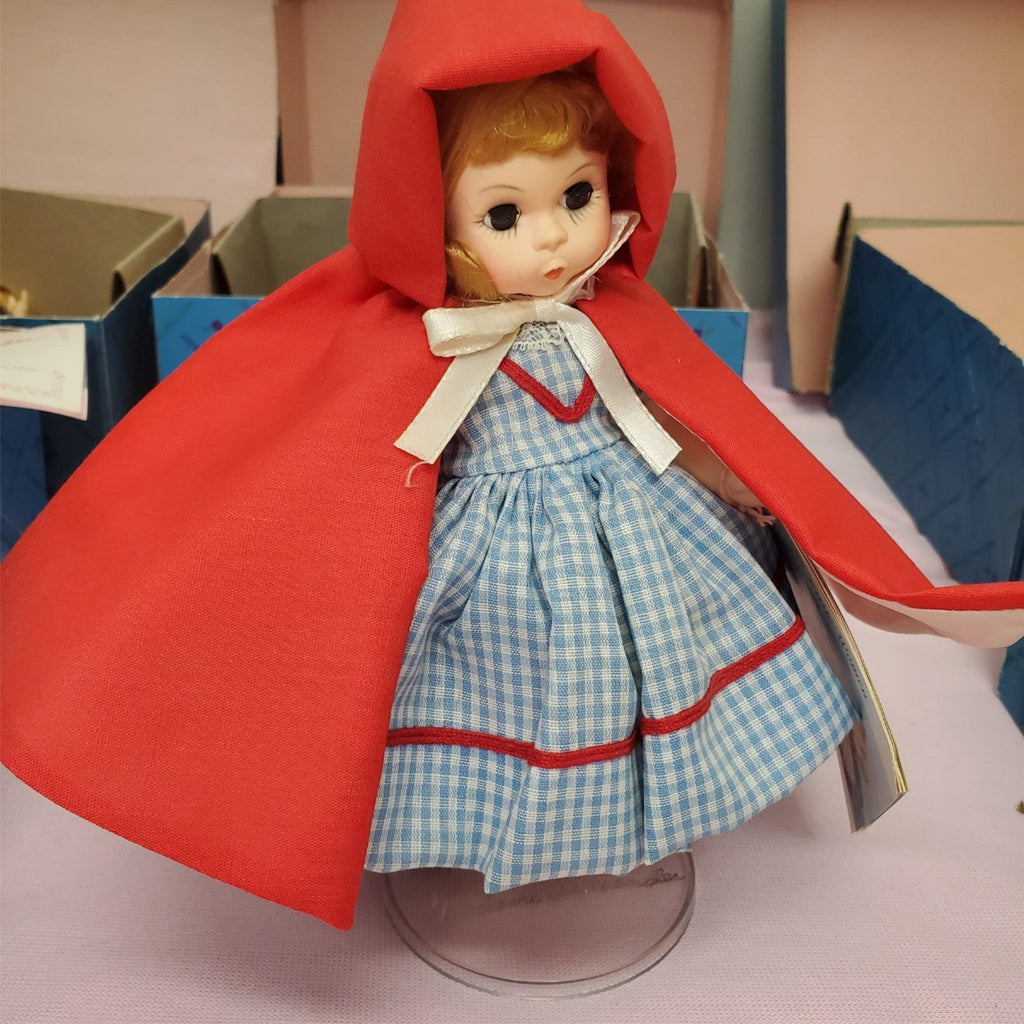 Set of 5 Madame Alexander Miniature Showcase Dolls with Box & Stand