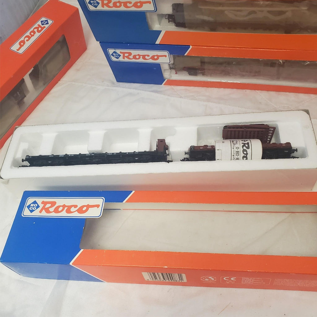 Roco International HO 44083, 43416, 43311 & 43300 Train Set