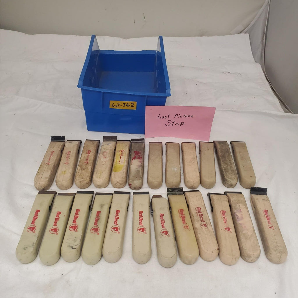 Lot of Assorted 24 Red Devil Single Edge Paint Scraper LOT-362