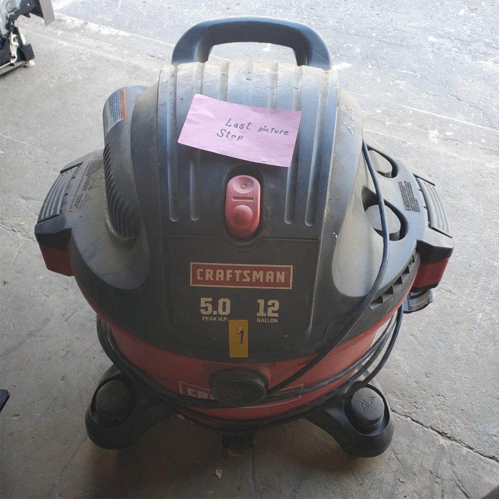 CRAFTSMAN 2.5 Gallon 1.75 Peak HP Wet/Dry Portable Shop Vacuum (1)