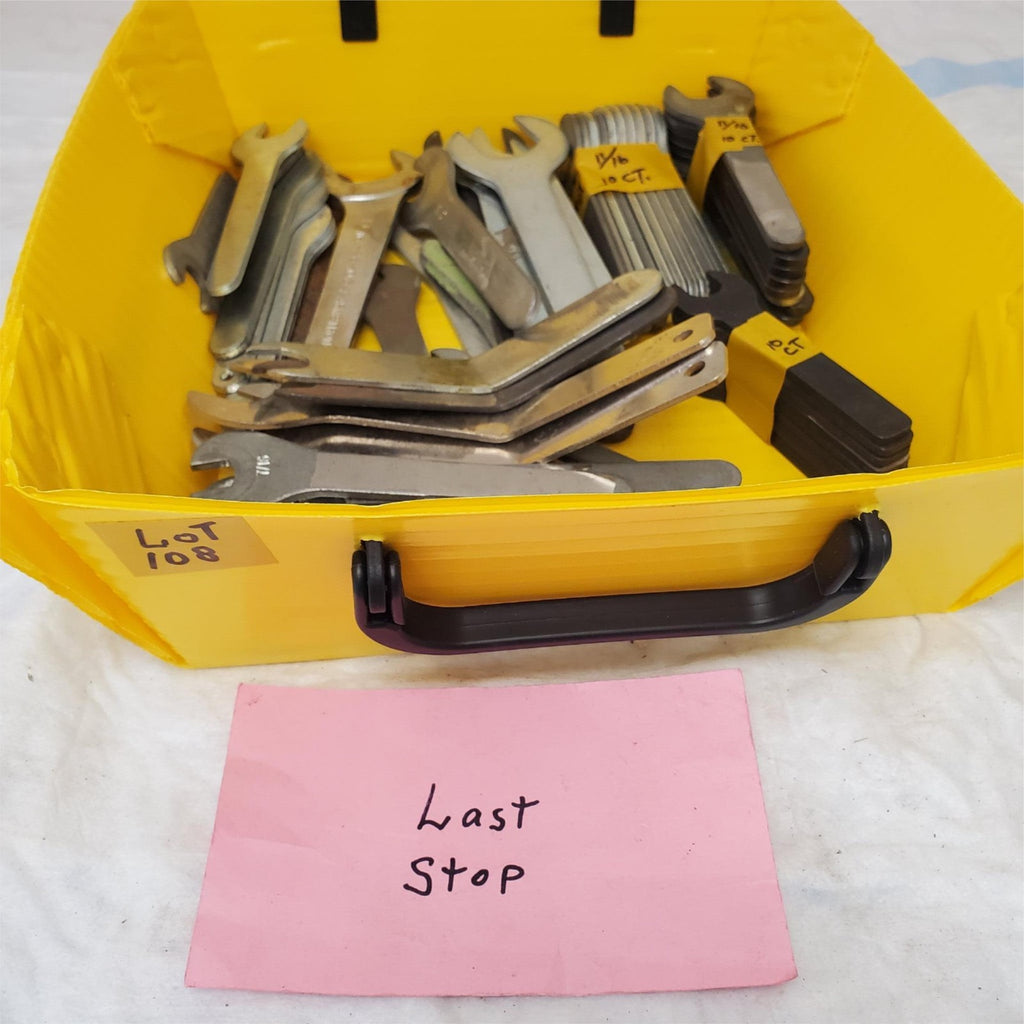 Combination Wrenches & Key Set in Different Sizes Lot 108