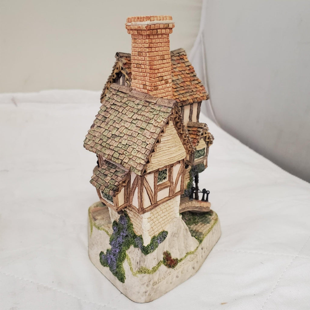 David Winter's Cottages Mad Baron Fourthrite's Folly 1992