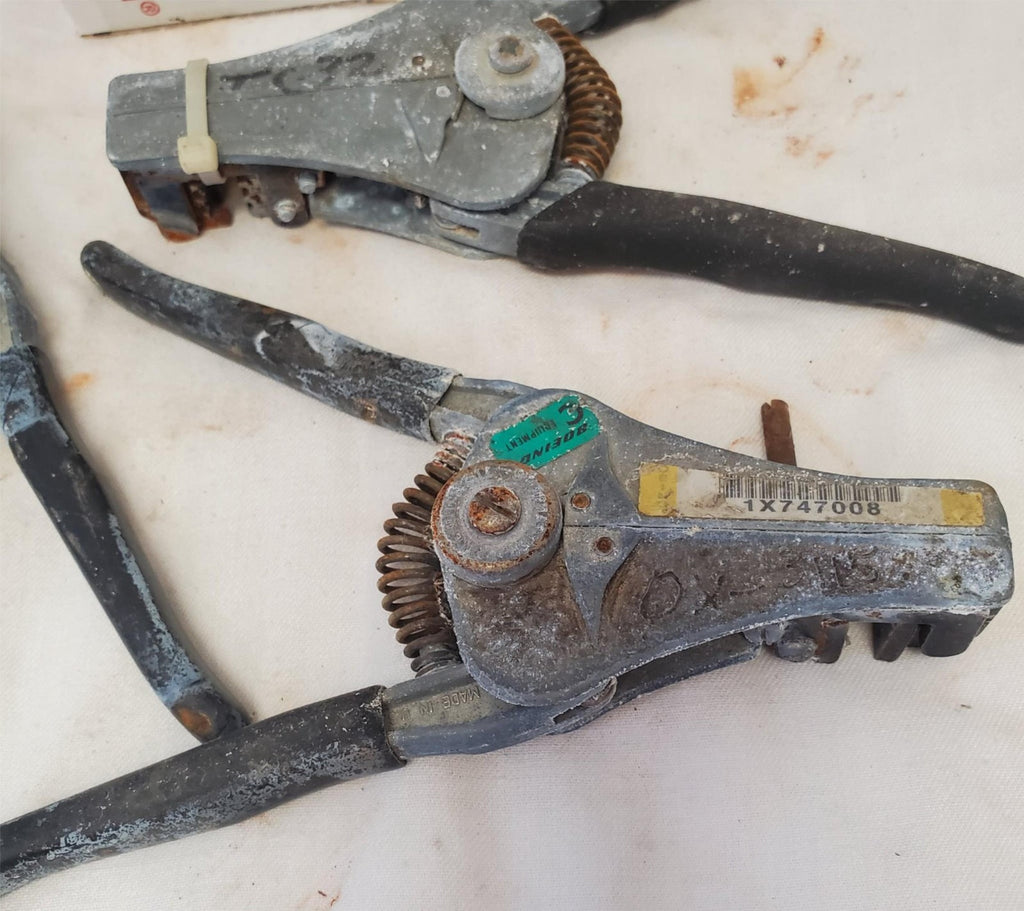 Lot of 3 Electrical Wire Stripper Spring-Loaded Tool LOT-427