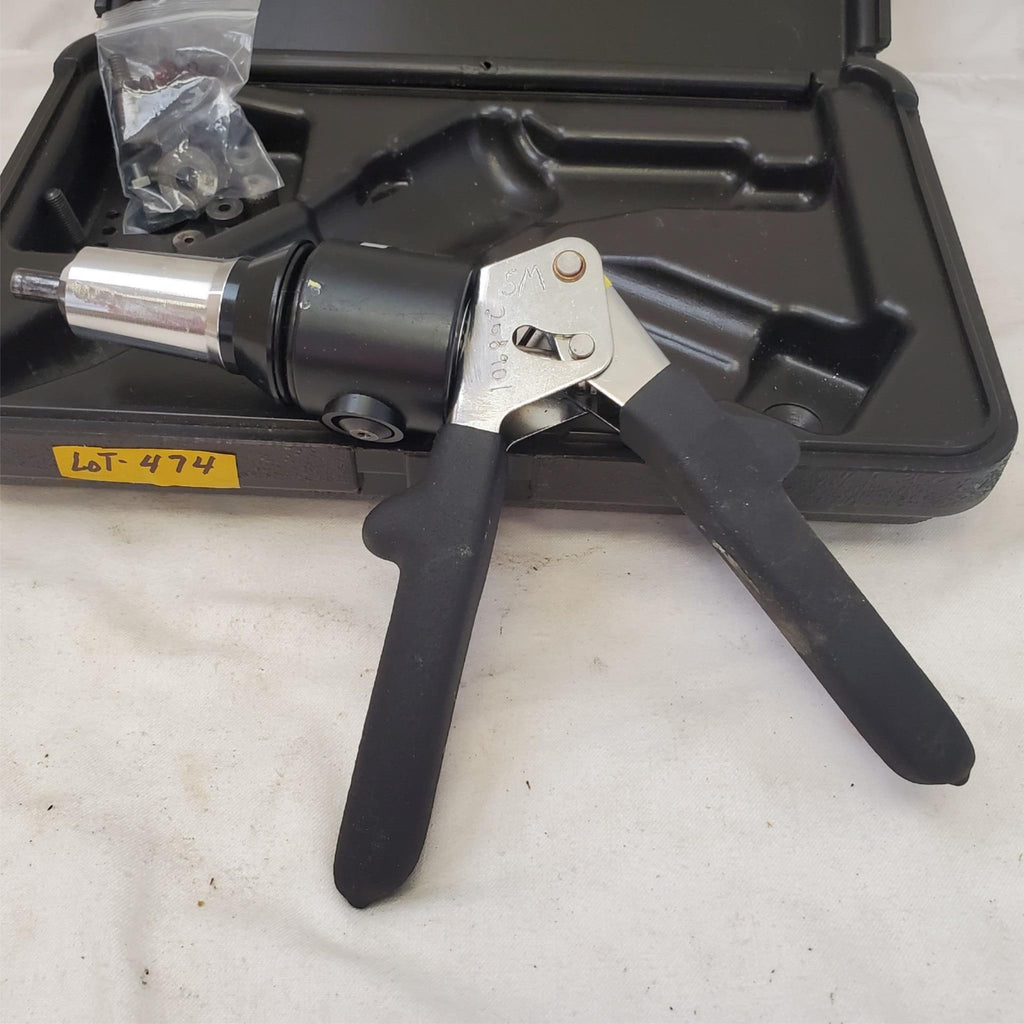FSI D-100-RN Combination Hand Hydraulic Riveter Nutsetter Kit with Case LOT-474