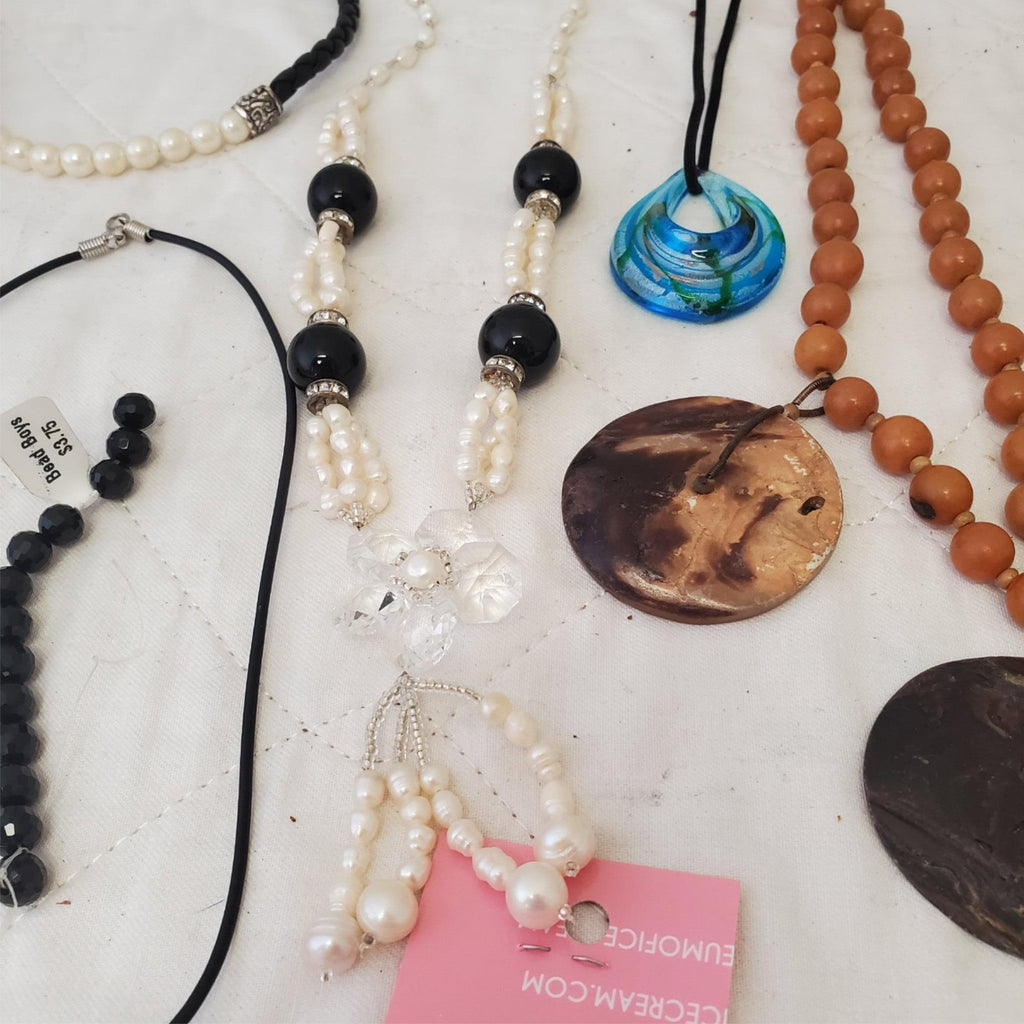 Lot of Assorted Various Silver, Pearl, Beads Necklaces  LOT-10