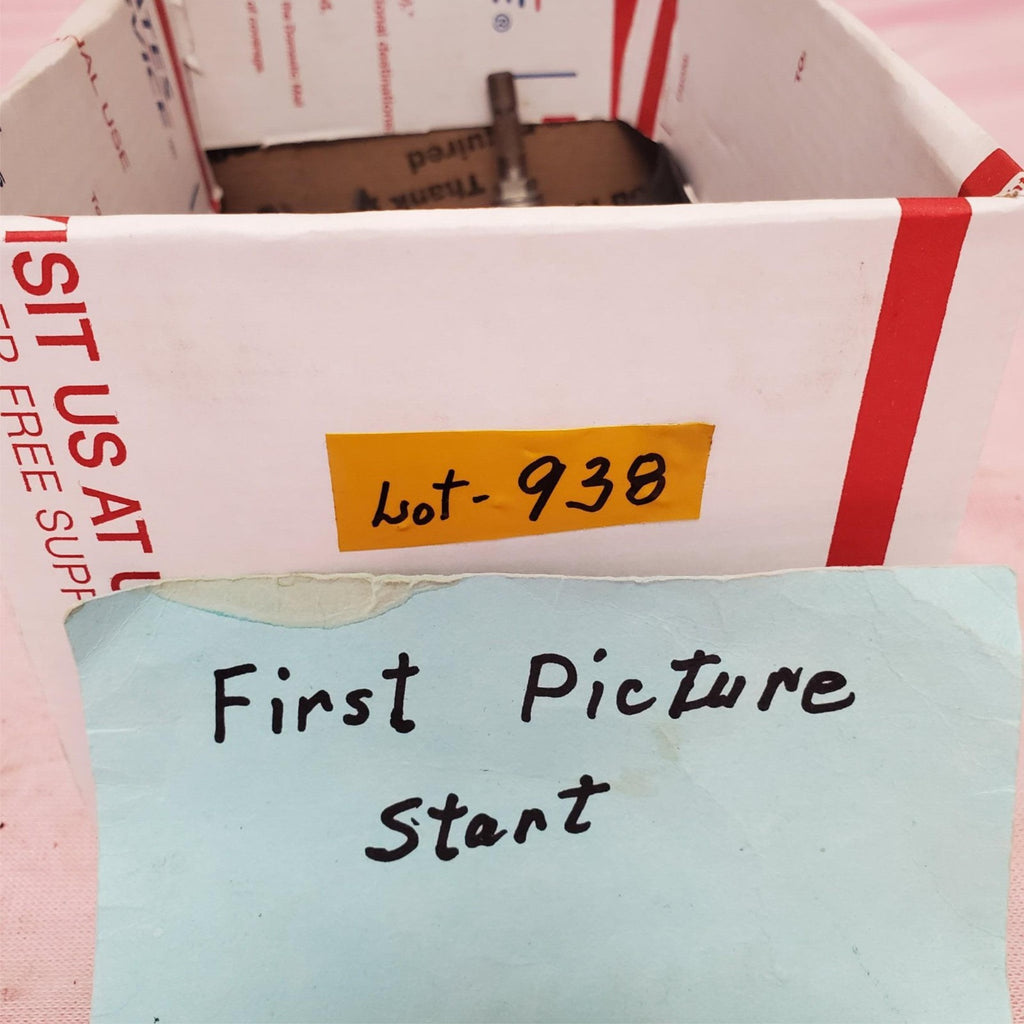 Lot of 16 Roll Lock Mandrel Sanding Disc Holder LOT-938