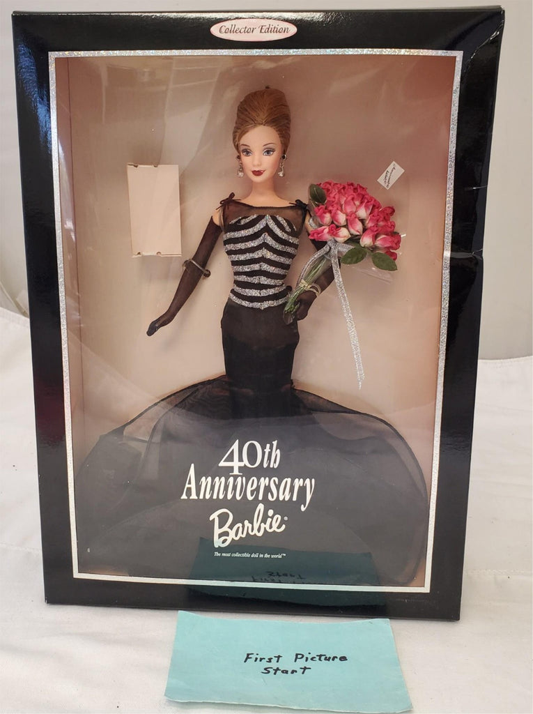 Barbie 1999 - 40th Anniversary Barbie Doll Collector Edition