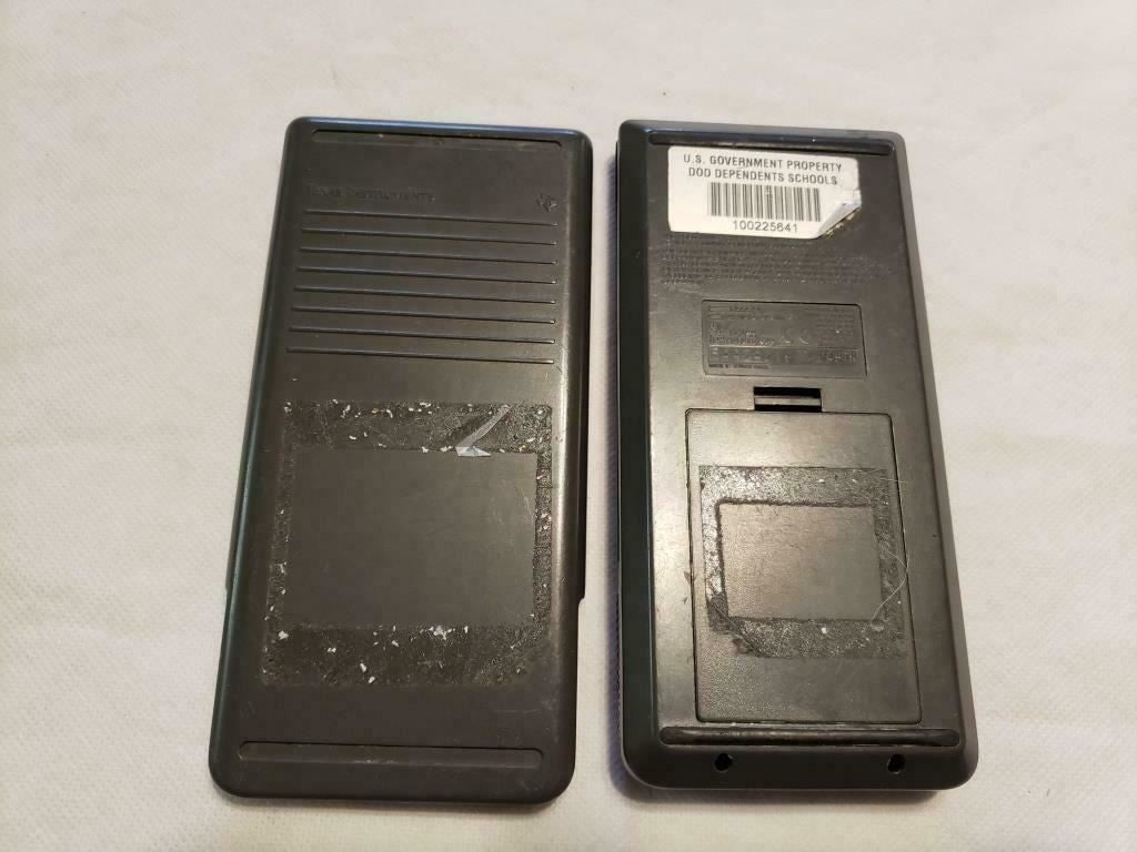 Texas Instruments TI-82 Graphing Calculator w/Cover & Owner Manual Working