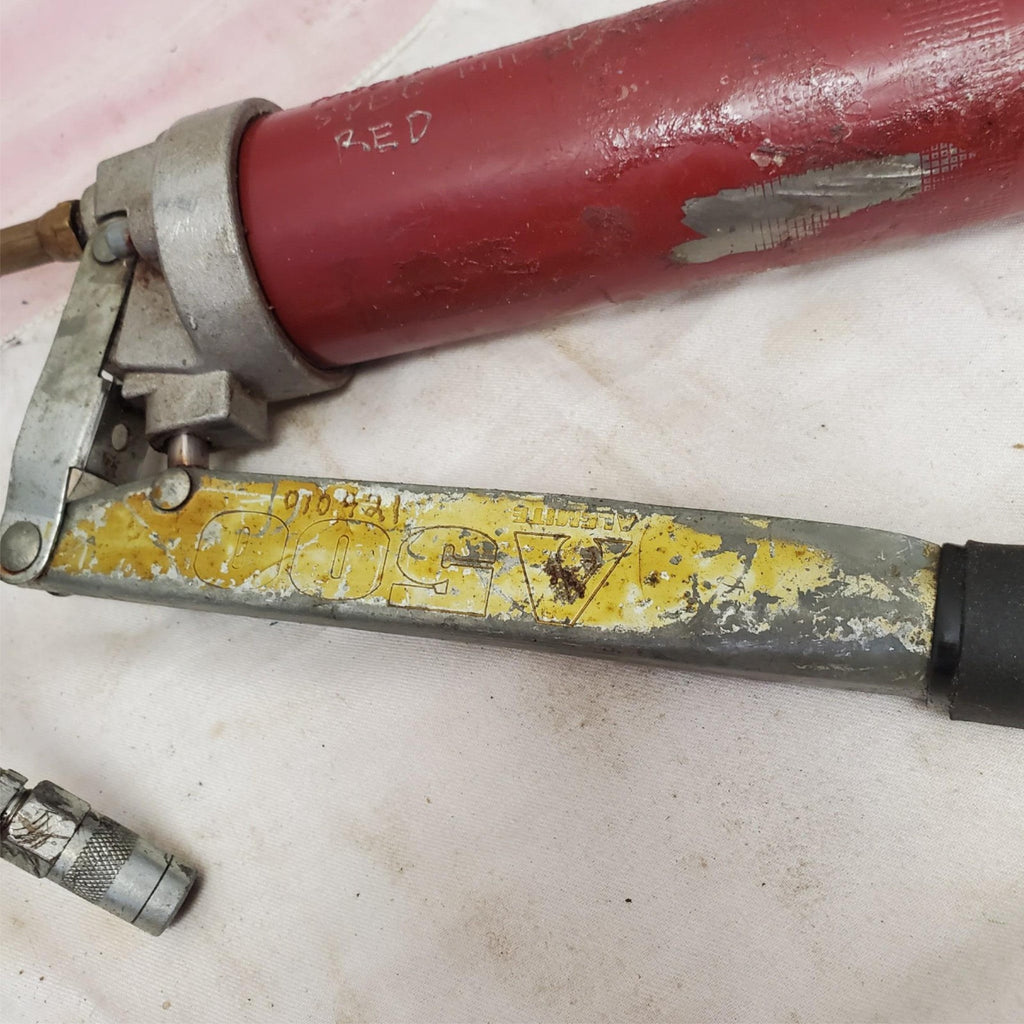 Lot of 2 Pistol Grip Grease Gun Set LOT-946