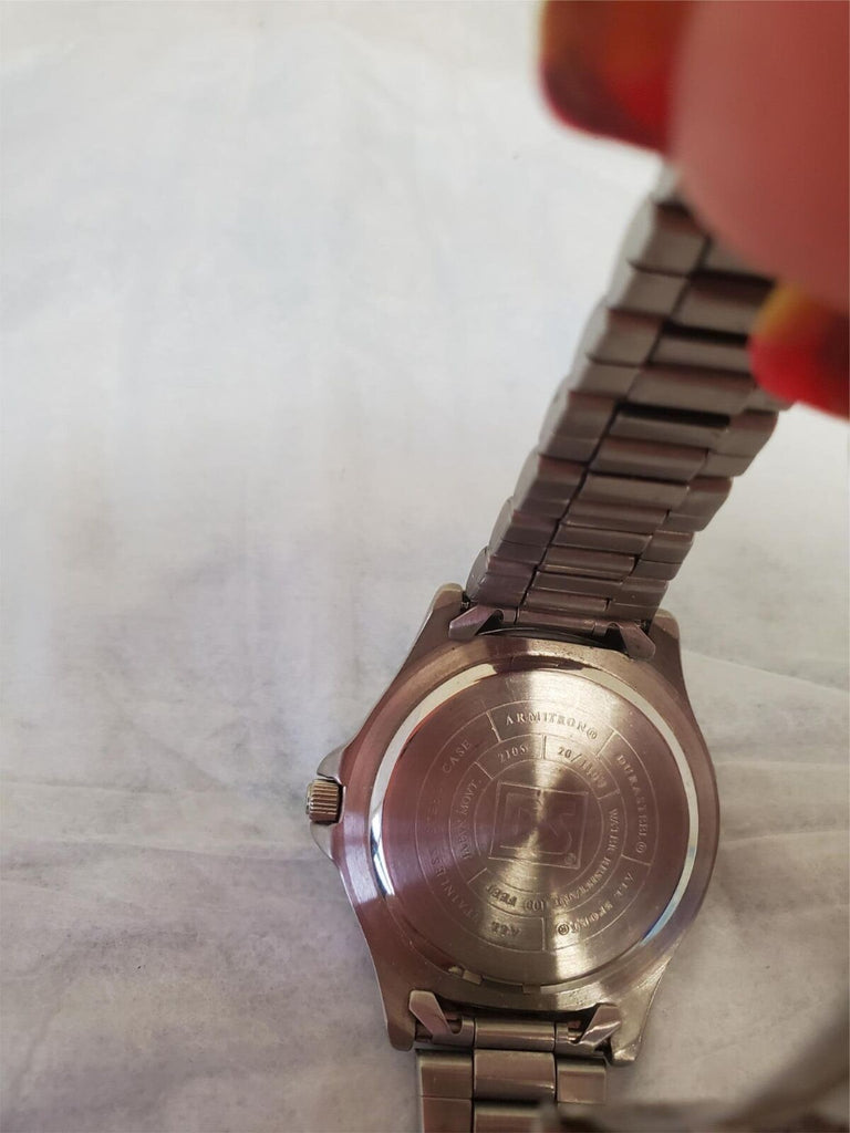 Beautiful High Quality Men's Durateel Watch