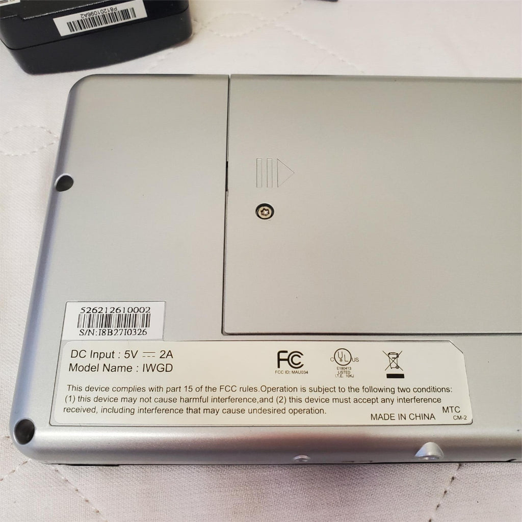 Bipower Lithum DC input 5V - 2A Model IWGD Made in China Touch Screen Tablet