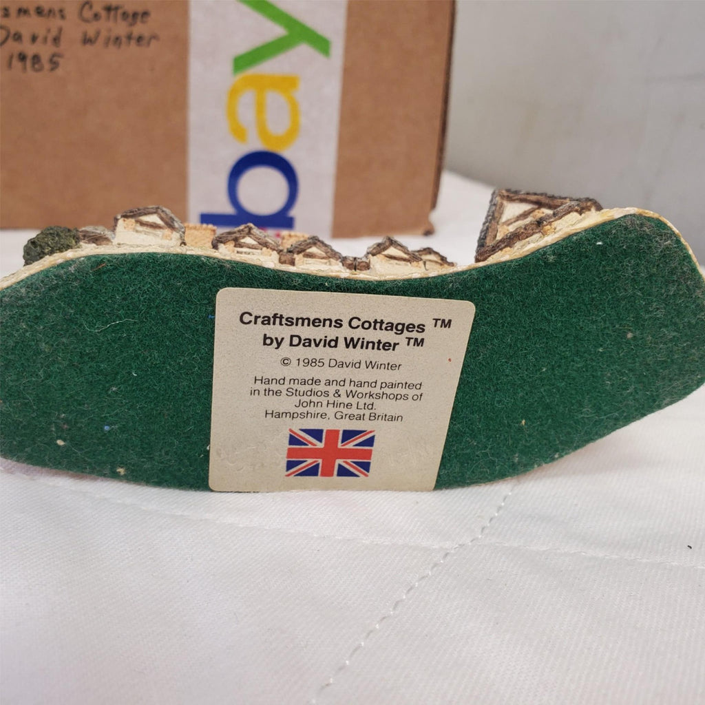 David Winter's Cottage Hogs Head Beer House 1985 & Craftsmens Cottages 1985