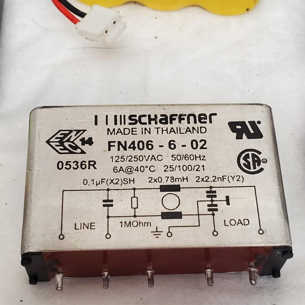 Lot of Various type of NiMH NiCD Universal Battery Package & Aluminium Capacitor