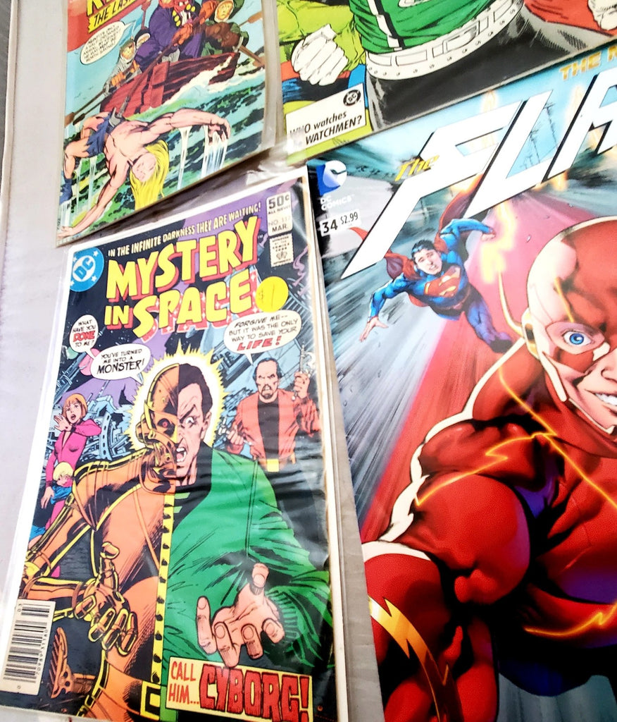 Lot Of 13 DC Comics Flash, Amethyst, Titans, Justice League, JLA, Kamandi