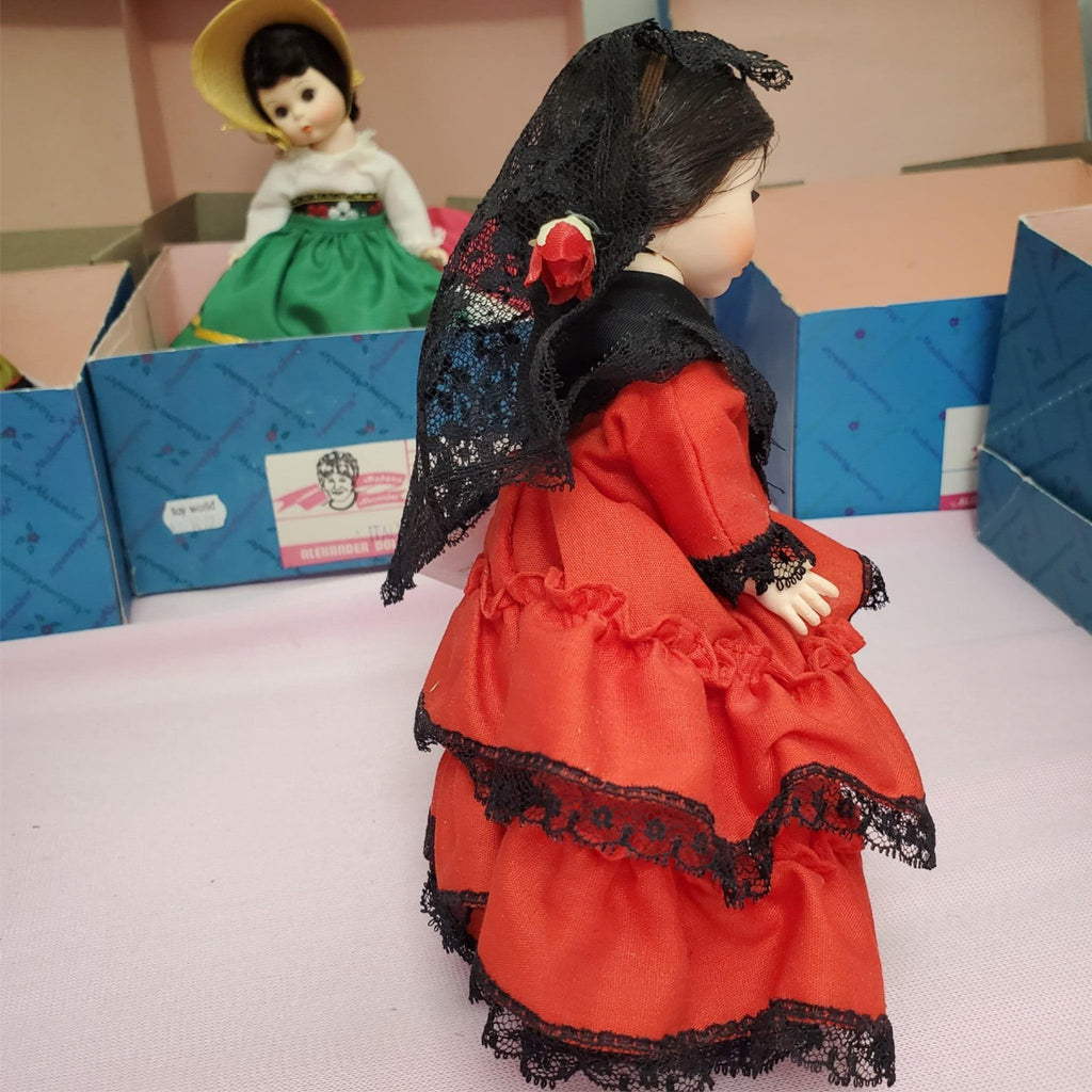 Set Of 5 Madame Alexander Friends From Foreign Lands Collection Dolls